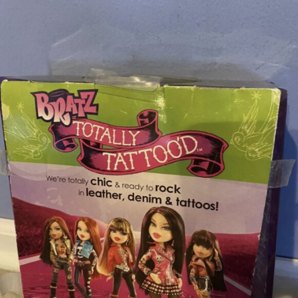 Bratz Totally Tattooed Tattoo’d Tattoo Jade Doll - Picture 2 of 5